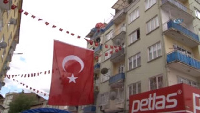 Kadın Yarbayın Cenazesi Memleketine Getirildi, Annenin Feryatları Yürek Dağladı