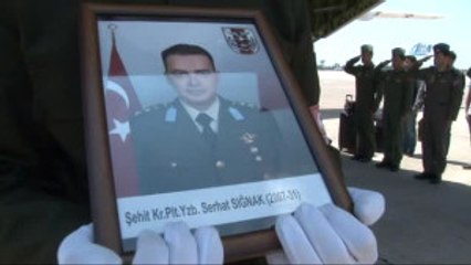 Adanalı ve Osmaniyeli Şehitler Adana Havalimanı'na Getirildi