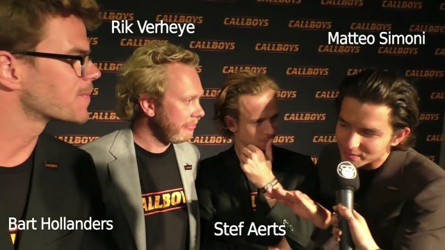 Een theatergordijn dat wat openhangt : zo omschrijven de 'Callboys' hun eigen kontje