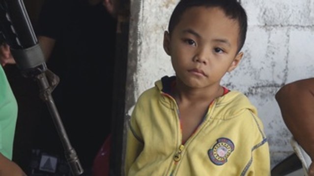 Mujeres y niños, escudos de los yihadistas en el asedio de Marawi