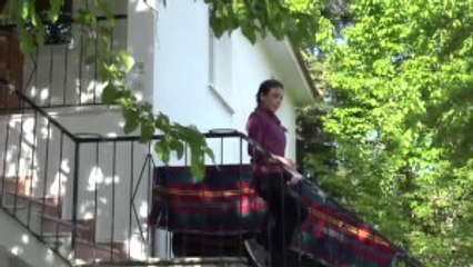 Kahvehanede Babasına Yardım Eden Özge'nin Teog Başarısı