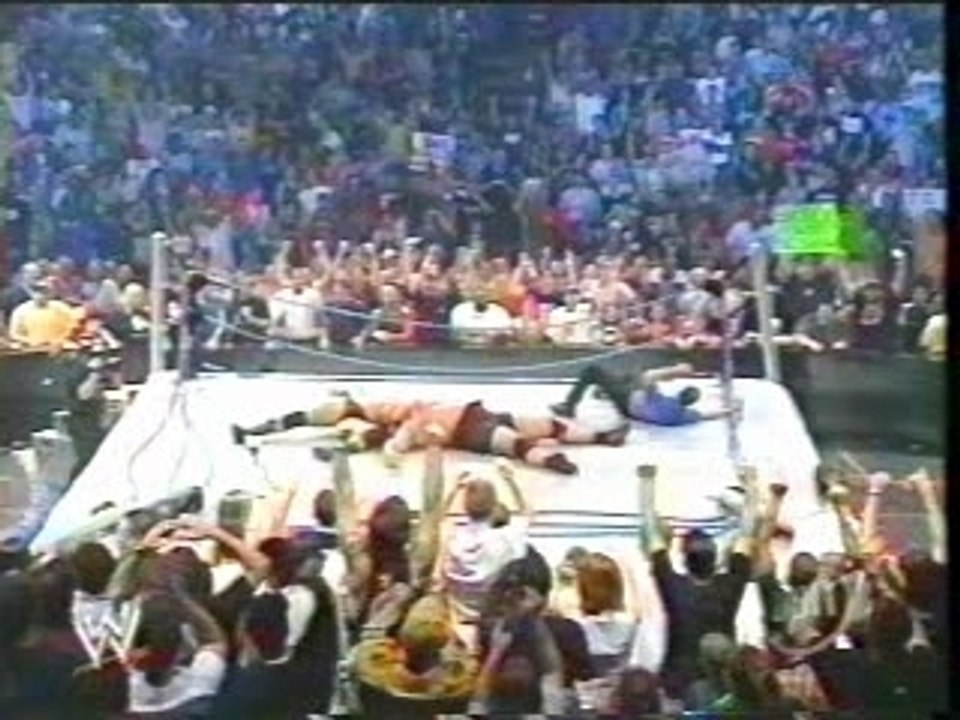 (Wrestling) WWE - Brock Lesnar vs Big Show - Ring Callapse