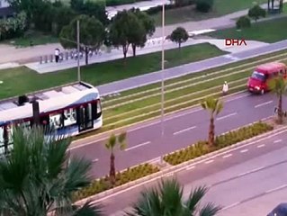 İZMİR'DE SOSYAL MEDYAYA DAMGA VURAN GÖRÜNTÜ