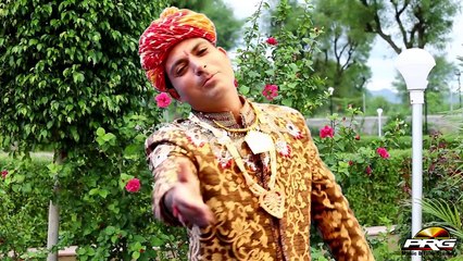 Chammak Chammak Ghunghara: The Vibrant Dance of Tradition and Style