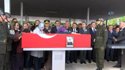 Şehit Yarbay Songül Yakut'u Binler Uğurladı