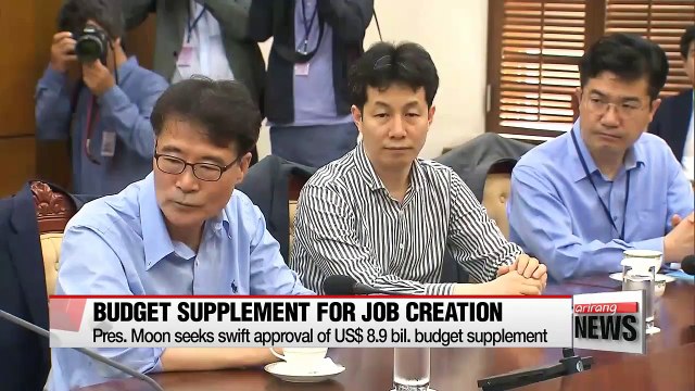 President Moon hurries budget supplement for job creation; addresses household debt