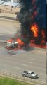 Enorme incendie d'un camion citerne d'essence sur l'autoroute !