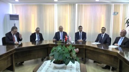 Bakan Çavuşoğlu, KKTC'li Mevkidaşı ile Bir Araya Geldi