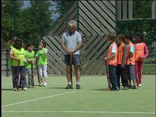 [Hockey Educatif] Se renvoyer la balle en déplacement