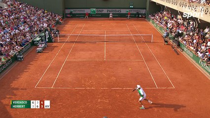 Roland-Garros 2017 : Herbert prend le 3e set et mène face à Verdasco ! (6-3, 3-6, 4-6)