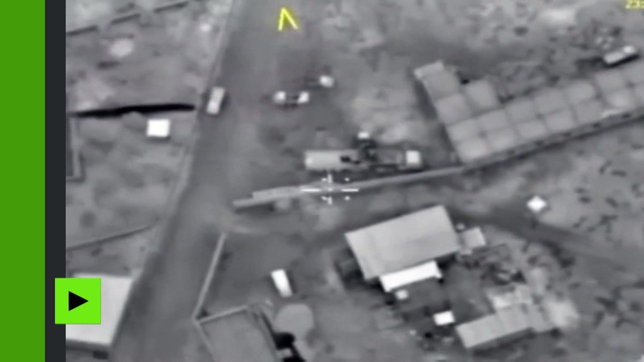 L’armée russe a éliminé 80 terroristes et de nombreux véhicules de Daesh quittant Raqqa pour Palmyre