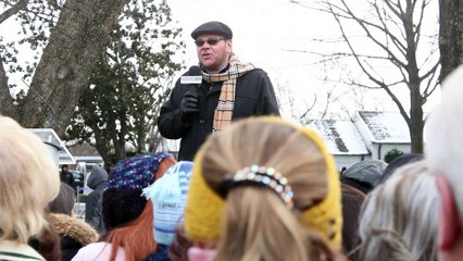 Argo speaking at Elvis Presley's birthday celebration Jan 8 2017