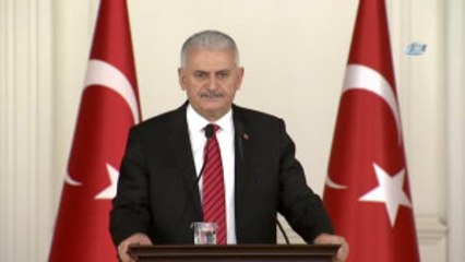 Başbakan Yıldırım,"Her Darbe Döneminde Kapısı İlk Çalınanlar Sendikacılardır, Siyasetçilerdir"