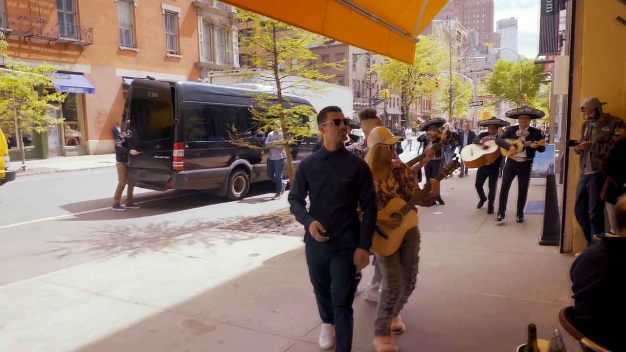 DNCE - Kissing Strangers ( Mariachi Xtd Mix  )