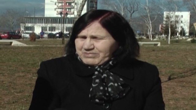 Bashkëshortja e Havzi Nelës kërkon hapjen e dosjes për poetin e varur në litar