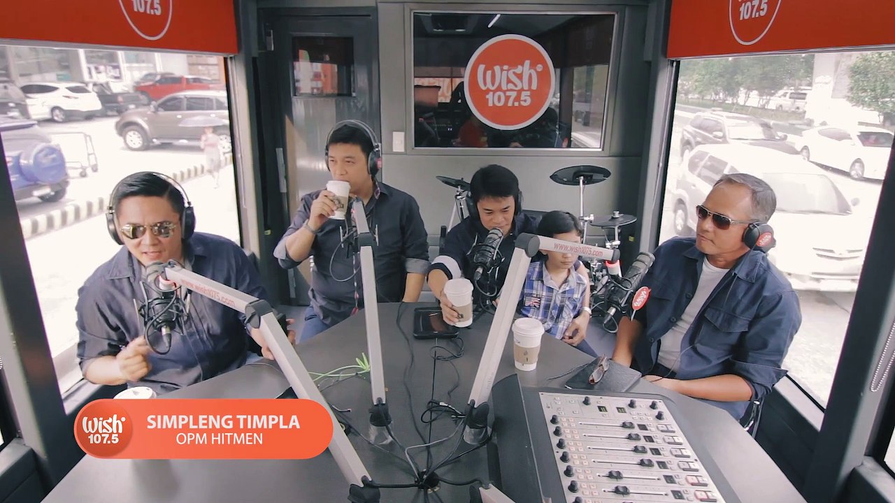 The OPM Hitmen perform _Simpleng Timpla_ LIVE on Wish 107.5 Bus