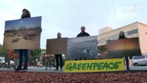 Greenpeace protesta contra Trump
