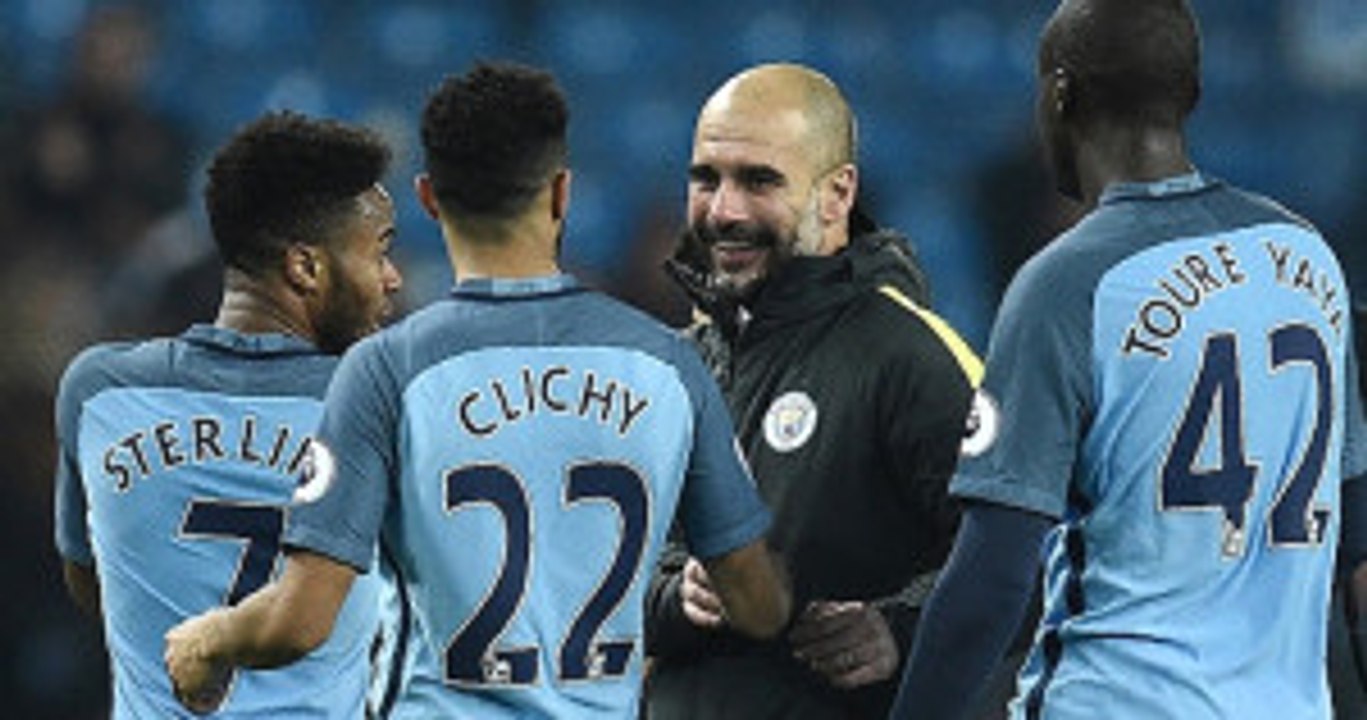 Galatasaray'ın İlgilendiği Yaya Toure, Manchester City'de Kaldı