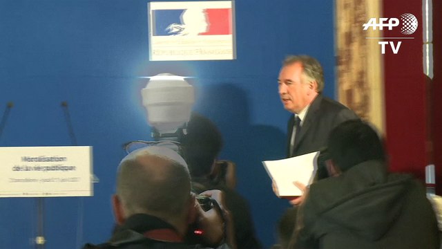Bayrou présente une vaste réforme de moralisation