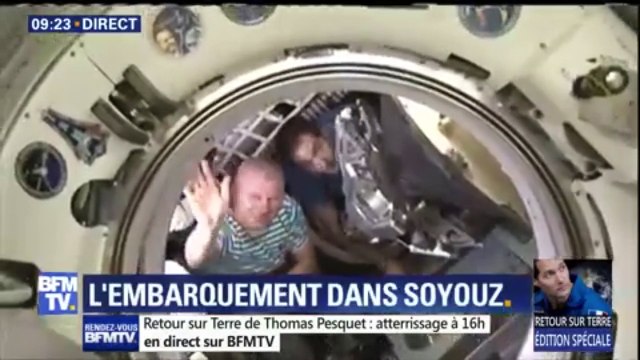 L'au revoir de Thomas Pesquet à l'ISS. L'astronaute français est entré dans la capsule Soyouz MS-03