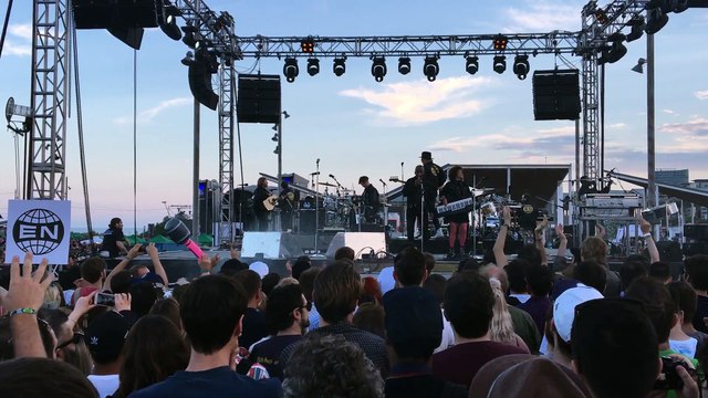 Arcade Fire - Everything Now (Co-Produced by Thomas Bangalter Daft Punk ) (Primavera Sound 2017 Warm Up Show)