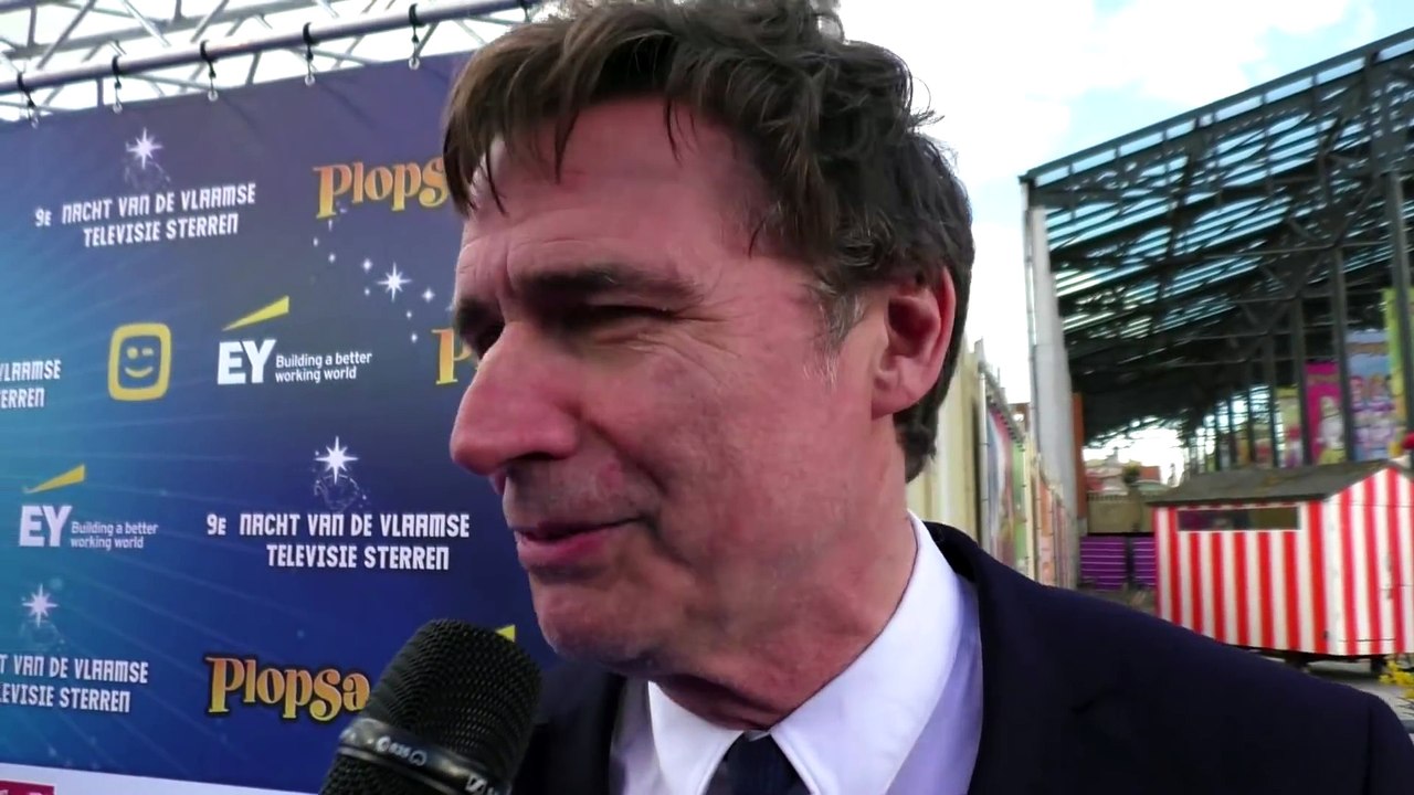 Erik Van Looy op Vlaamse Televisiesterren: "Het wordt tijd dat Ben Crabbé eens wint"