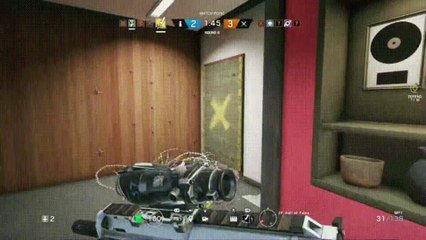 Tom Clancy's Rainbow Six: Secure Area glitch in Ranked