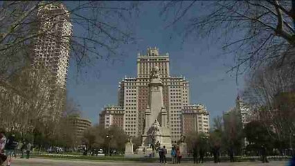 Riu se queda con el Edificio España tras cerrar Baraka su compra a Wanda