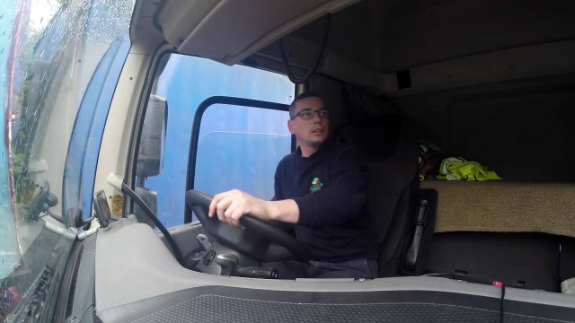 Trucker Jay in the UK: S4E13 Truck crash and Engine faults.