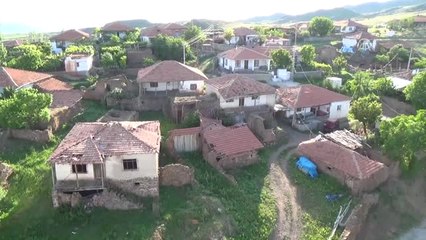 Bu Köyde 15 Yıldır Tek Iftar Sofrası Kuruluyor