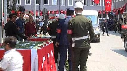 Şehit Yüzbaşı İlker Acar Gözyaşları İçinde Son Yolcuğuna Uğurlandı