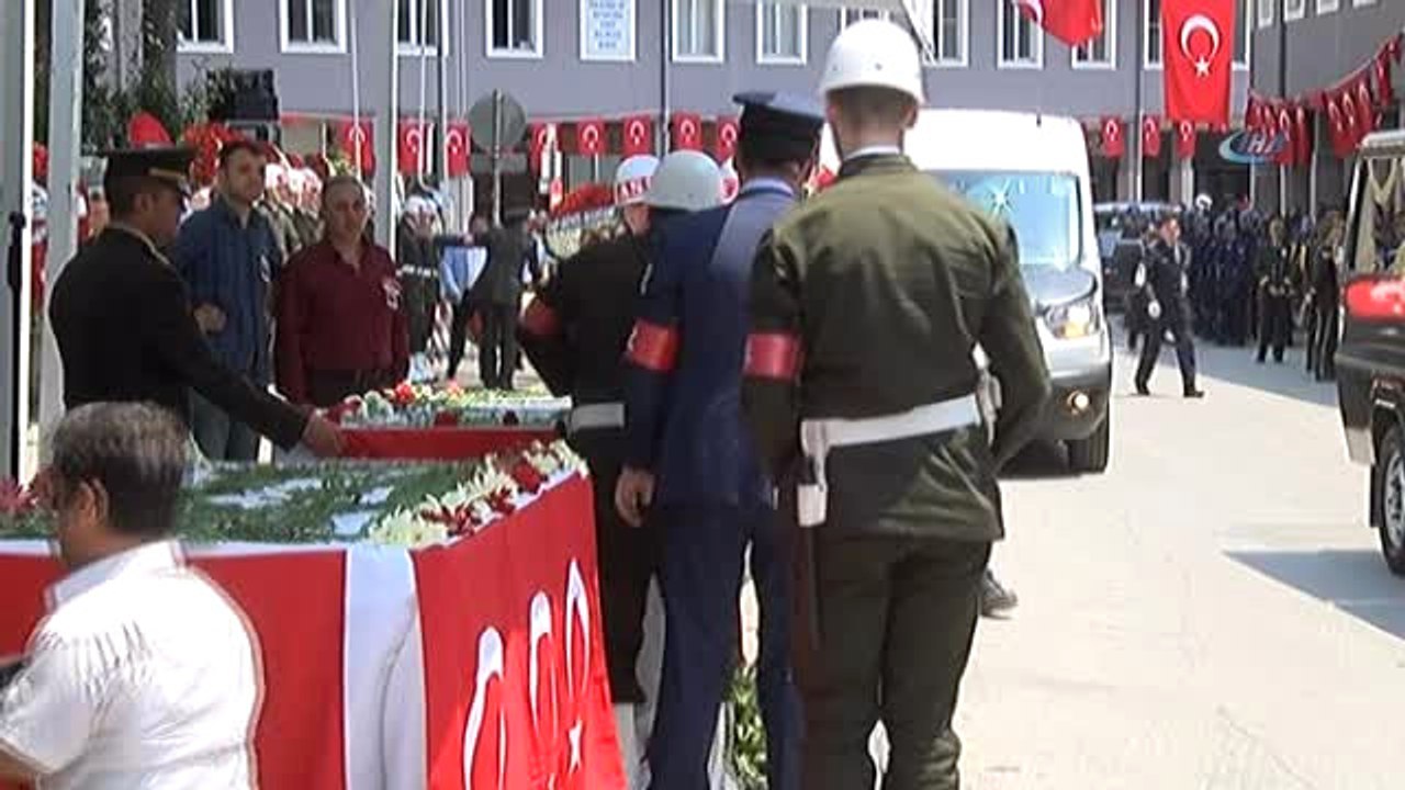 Şehit Yüzbaşı İlker Acar Gözyaşları İçinde Son...