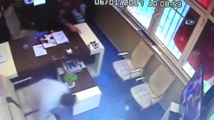 Şaka Yaptığı Arkadaşını Silahıyla Böyle Vurdu