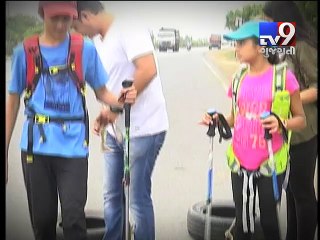 How two Surti kids are setting an example by scaling 19000ft mountain for social cause! - Tv9