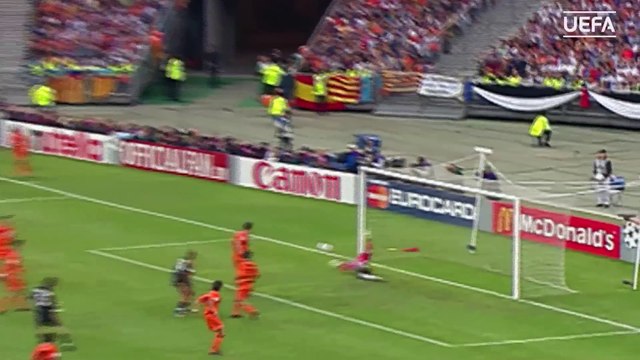 Real Madrid v Valencia - 2000 UEFA Champions League final highlights