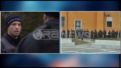 Ora News – Protesta e PD-së, gardistët stacionohen në tarracën e kryeministrisë