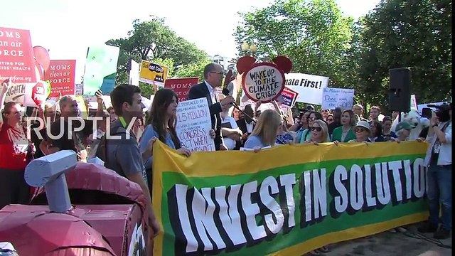 USA 'Moving forward without Trump' - DC residents protest withdrawal from Paris climate agreement