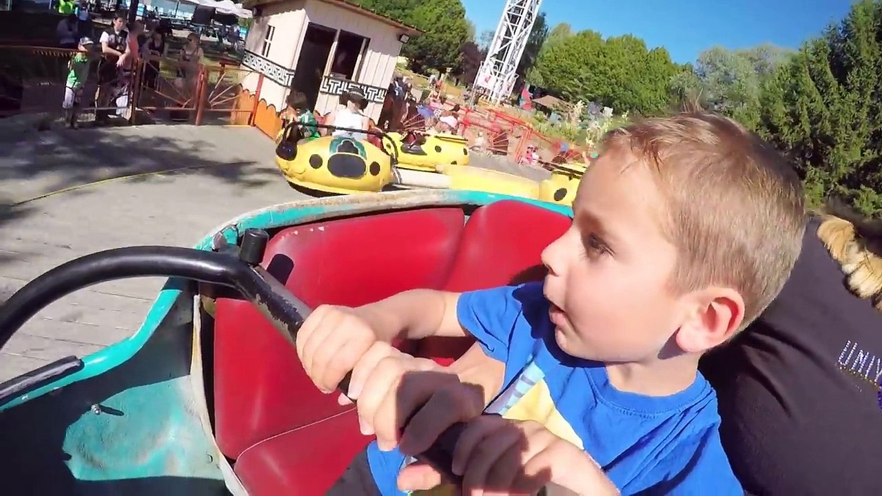 VLOG - Manèges et Sensations entre Frères à WALIBI Parc d'Attractions - 1_2