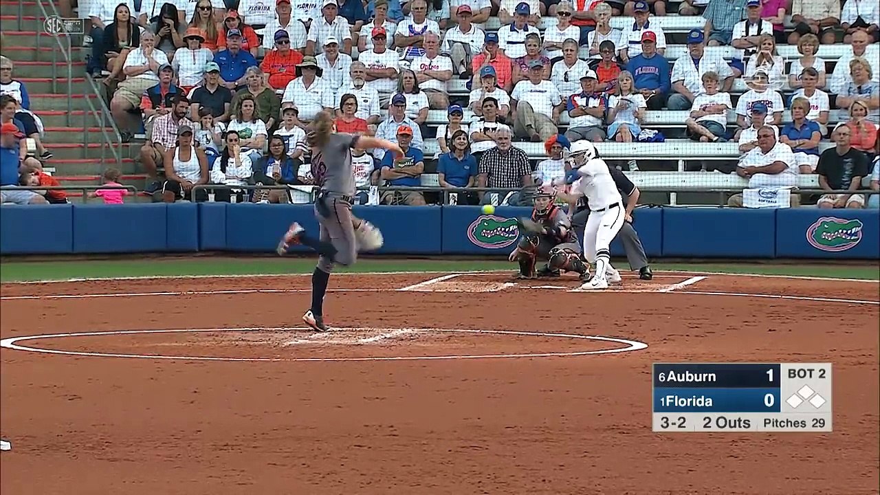 Auburn softball defeats Florida 1-0