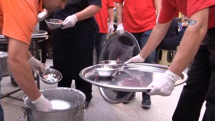 Uşak'ta İlk Mahalle İftarı