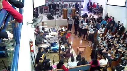 Eu Me Rendo & Atos 2 - Filhos de Sião e Brilho Celeste