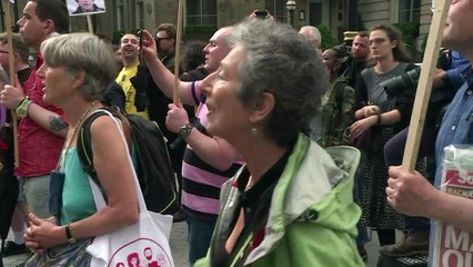 Londres:"Liar Liar", une chanson anti-Theresa May, dans le top 5