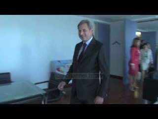 Gjosha sqaron letrën e Vasilit - Top Channel Albania - News - Lajme