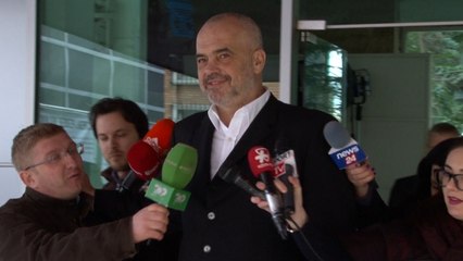 Report TV - Rama këshillon të vetët: Mos komentoni protestën e PD