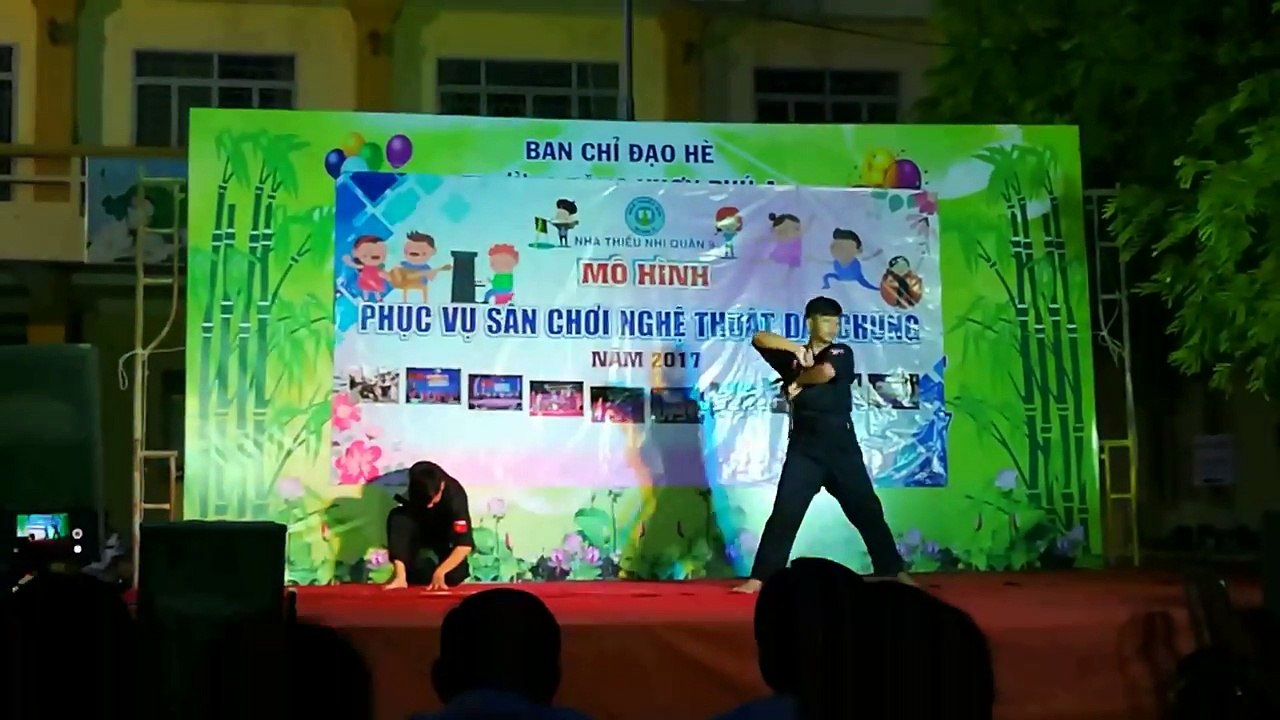 Art nunchaku. KAN CLUB.  Côn nhị khúc nghệ thuật - Freestyle nunchaku - KAN Team - 쌍절곤 - 雙截棍