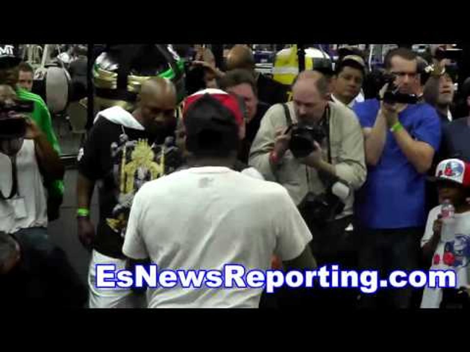 Aug. 2015: Forbes Top Paid Athletes: Mayweather Pacquiao Ronaldo Messi Federer