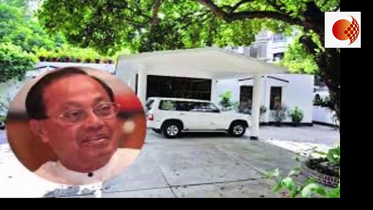 বাড়ি ছাড়বেন না ব্যারিস্টার মওদুদ !!Mowdud will not leave home