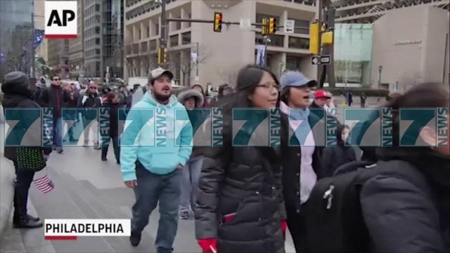 PROTESTA “DITA PA EMIGRANTE” NE DISA QYTETE TE SHBA KUNDER TRUMP - News, Lajme - Kanali 8