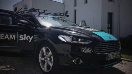 Visite de la voiture Team Sky avec Nicolas Portal