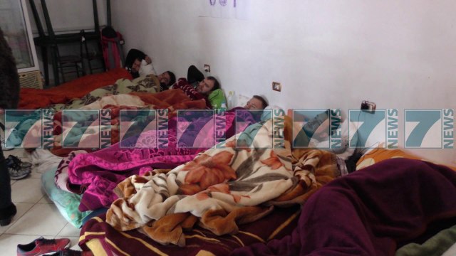 RENDOHET GJENDJA E GREVISTEVE NE ZHARREZ, 3 RENDE NE SPITAL - News, Lajme - Kanali 7